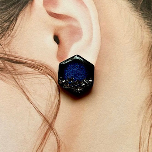 プレゼントにも最適◎夜空に星を散りばめたような美濃焼六角タイルの