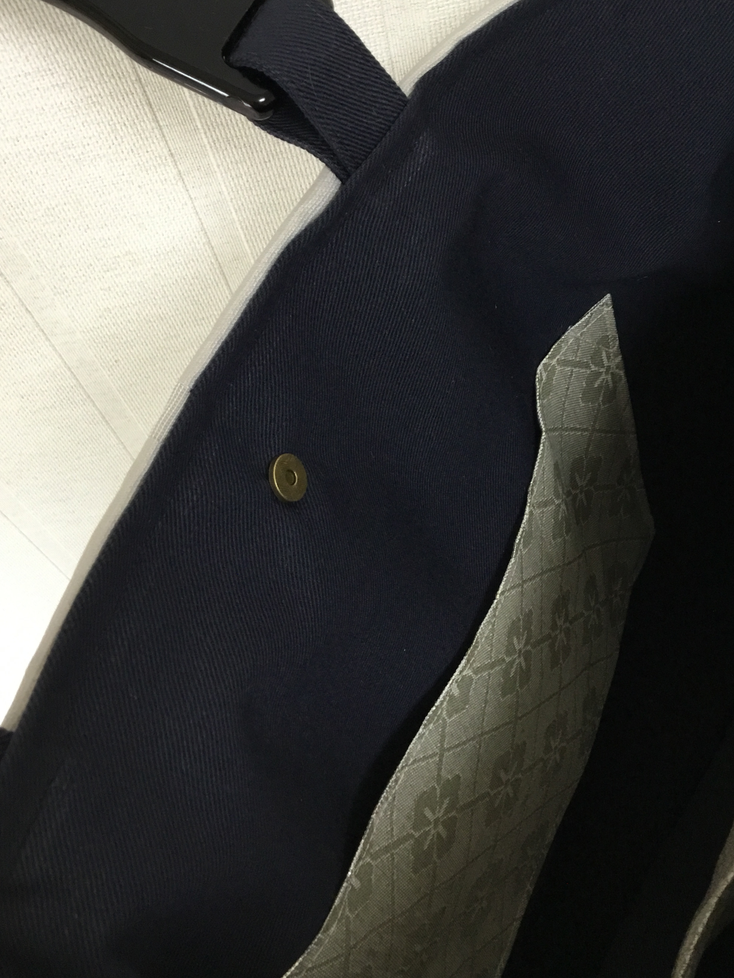 花ぷらら・オリジナル・ハンドメイド・カバン・2way・トートバッグ・大容量・大きい・小旅行・光沢・シルバー・白・175