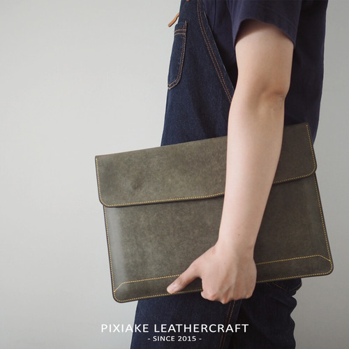 手作りレザー ノートパソコンケース Amazon.co.jp: 手作り MacBook向け レザースリーブケース オイル