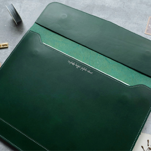 本革のノートパソコンケース タブレット iPad レザーケース 名入れ