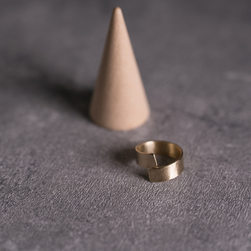 真鍮製 エンブレイスリング｜6mm 自分で磨ける無垢アクセサリー 5~36号