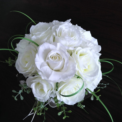 ウェディングブーケ　バラ 🤵👰‍♀️ブーケ 2025.8.24 Mさんの ウェディングブーケ 白バラ