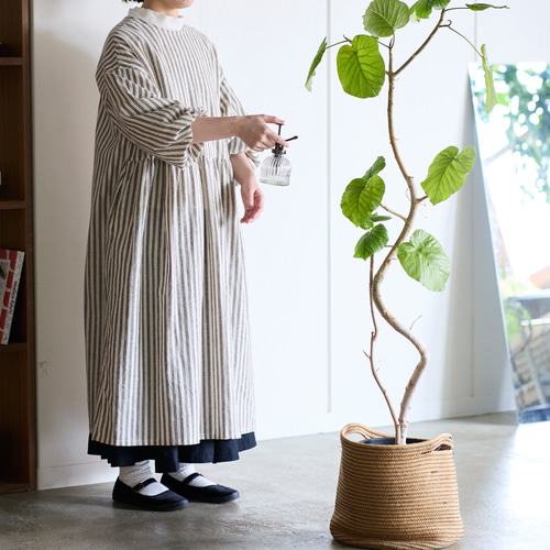 cocca for】 毎日着たい、変化を楽しむ割烹着ワンピース ”綿麻ベージュ