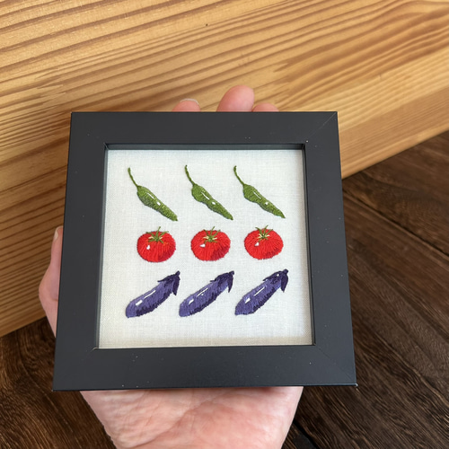 夏野菜の彩り 刺繍フレーム その他インテリア雑貨 Petite Nature プチ