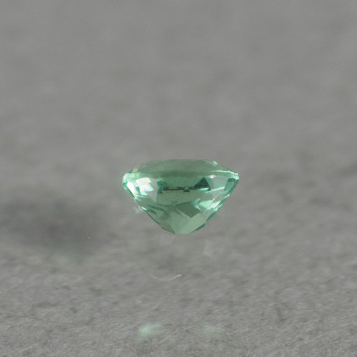天然石　グリーンアウイナイト 天然アウイナイト 0.21ct 【美濃色グリーン】 アフガニスタン 日