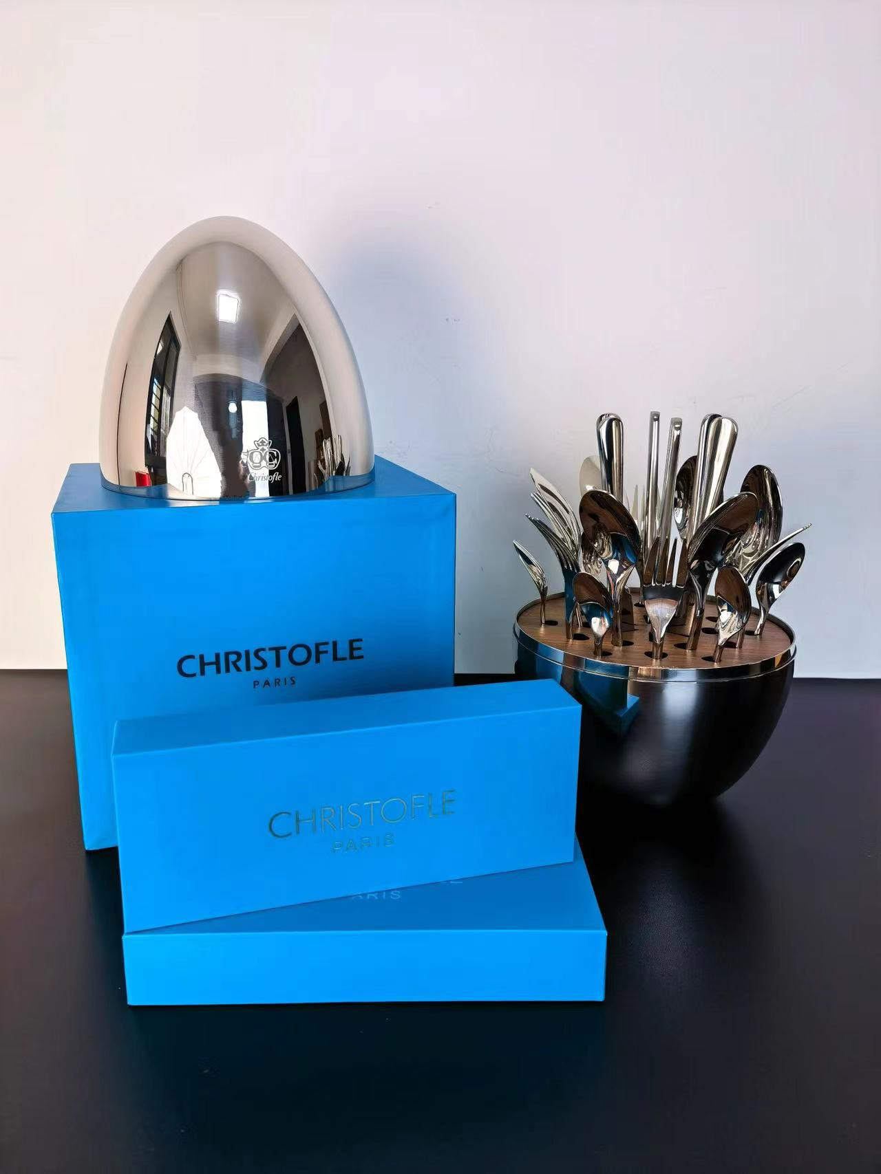 Christofle カトラリーセット 4人分 高級感溢れる美しい輝き。取り出す