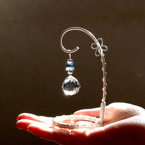 サンキャッチャー初心者さんにおすすめ 手のひらサイズの置き型サン