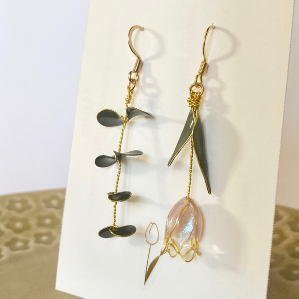 1点もの］チューリップとユーカリのピアス/イヤリング ピアス（フック  