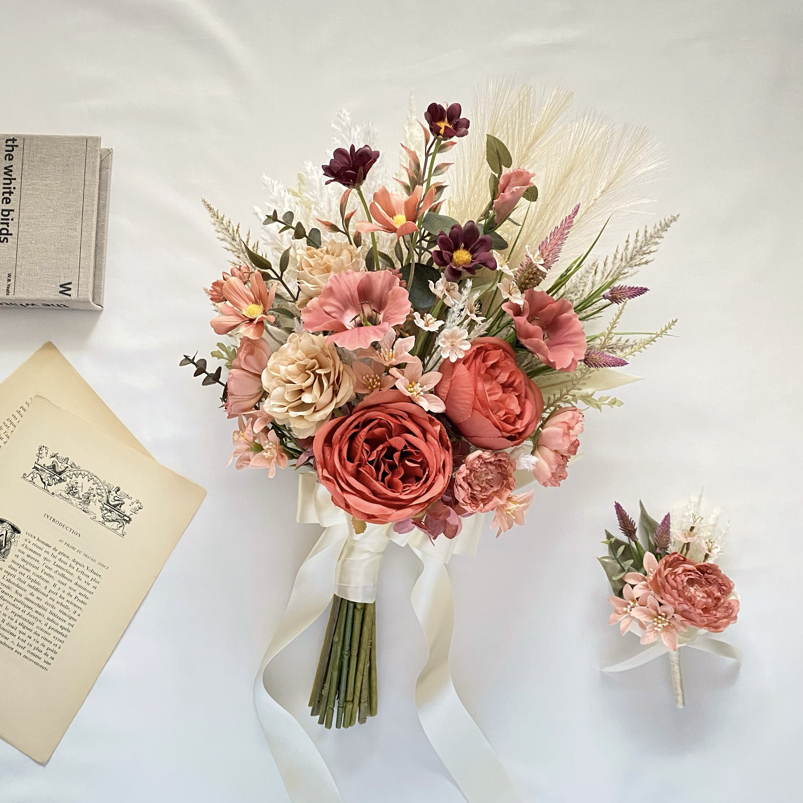 【オーダーメイド】テラコッタ ローズとパンパスのアンティーク クラッチブーケ（造花・ウェディング・結婚式・前撮り・ブーケ