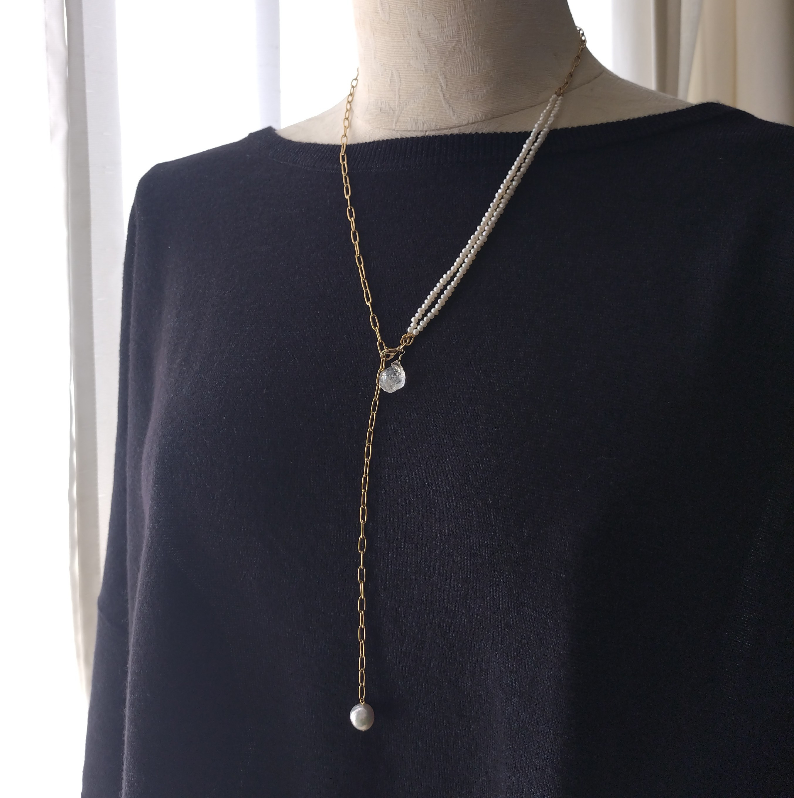 ロック水晶のロングネックレス