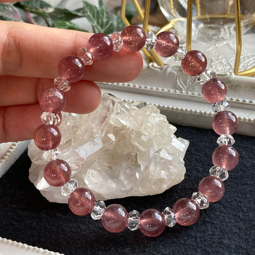 ピンクモルガナイト＆3色ガーデンクォーツ＆ロードナイトのマクラメ