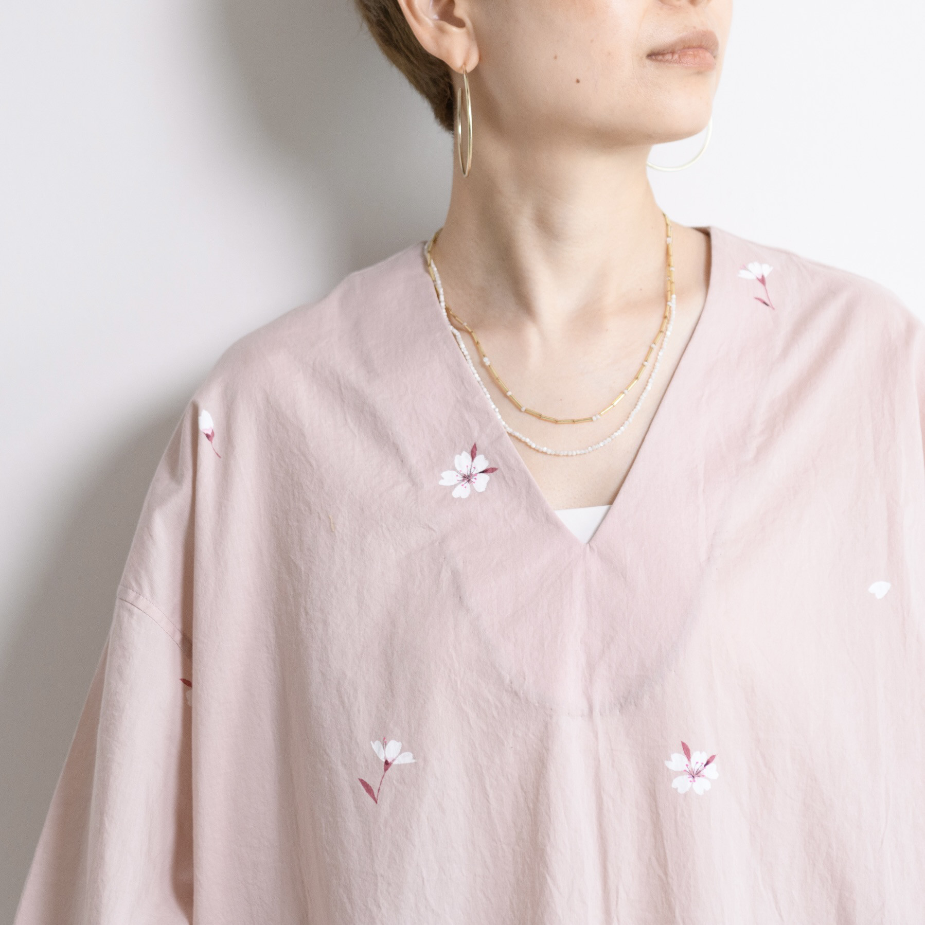 【風を纏う桜】涼やか手描きカフタンワンピース