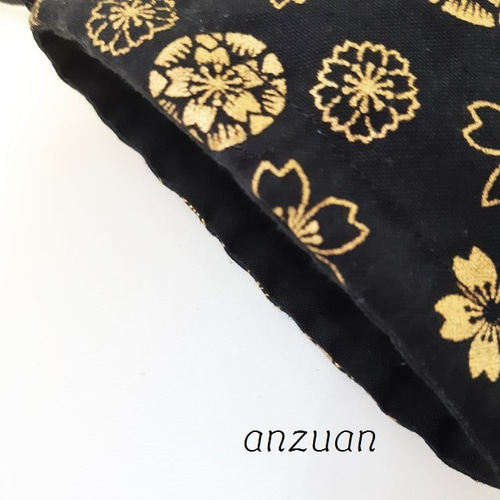 和柄 金花模様 ミニ巾着(黒×金)黒 巾着袋 anzuan 通販 18035501