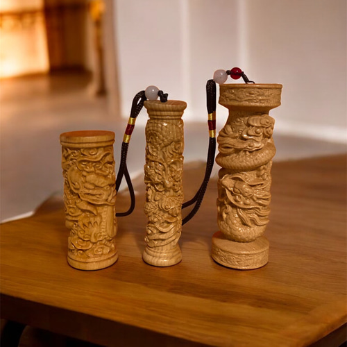 スワールウッド 天然無垢材 チワワ 木彫り 手彫り 木製 置物 犬