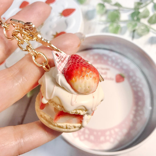 e.m. シルバーショートケーキチャーム e.m. シルバーショートケーキチャーム