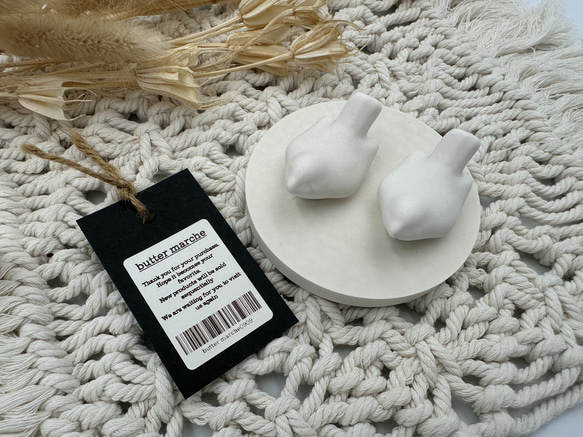 2点set スモールbabyバードオブジェ(オフホワイト) ///  ジェスモナイト 撮影小物 オブジェ 1枚目の画像