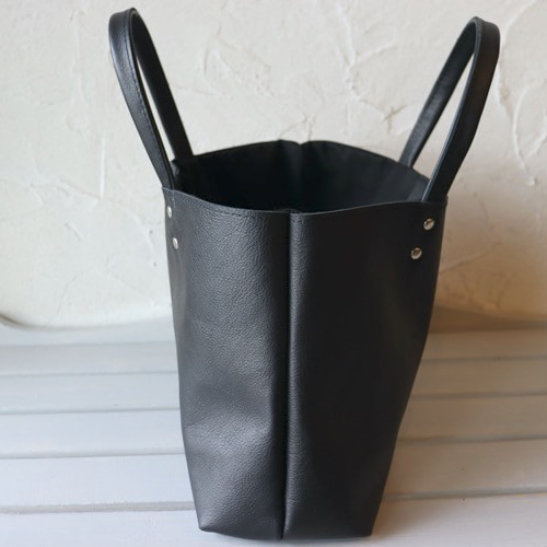 トートバッグ 内袋(黒)付き 内ポケット1箇所 キークロシェット トートバッグ 内袋(黒)付き 内ポケット1箇所 キークロシェット