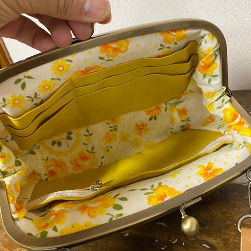 デニムリメイクお財布ショルダーハンドメイド デニムリメイクちょっと大きめがま口財布「方除」これ1つで