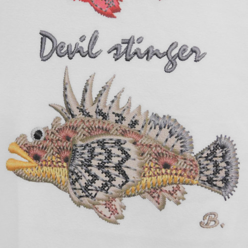 オニオコゼ（鬼虎魚）のオリジナルプリントTシャツ－刺繍