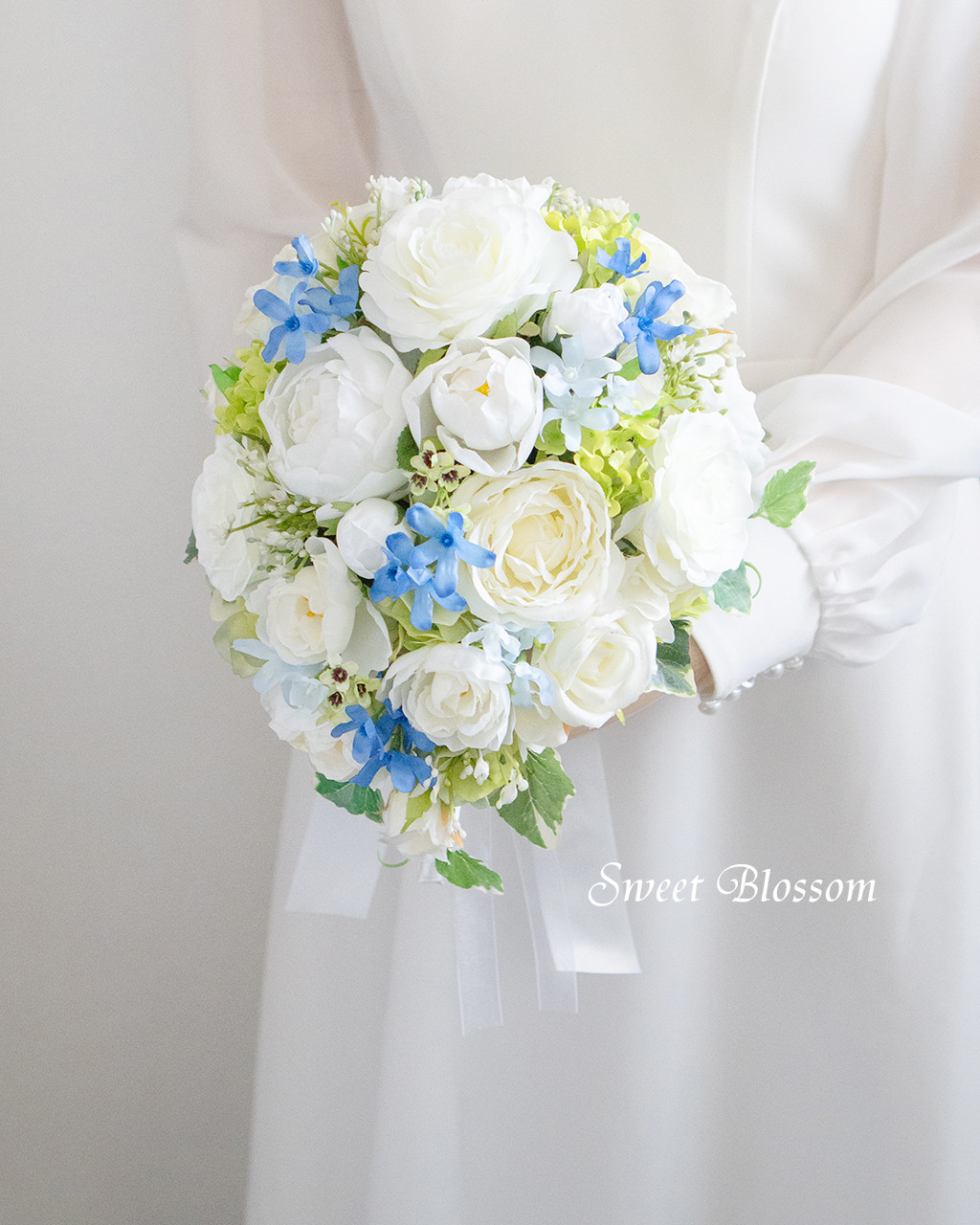 【オーダーメイド】ホワイト＆ブルーのティアドロップブーケ＆ブートニア