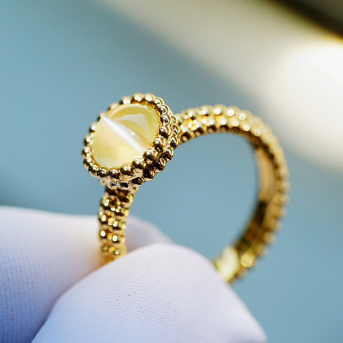 猫」天然クリソベリルキャッツアイ K18 リング 1.1ct 指輪・リング