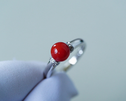 優雅」K18 天然血赤サンゴ 珊瑚 天然ダイヤモンド 情熱 3月誕生石 指輪