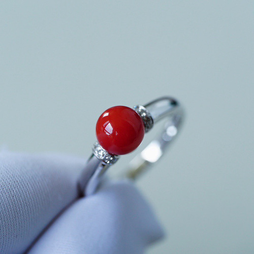 優雅」K18 天然血赤サンゴ 珊瑚 天然ダイヤモンド 情熱 3月誕生石 指輪