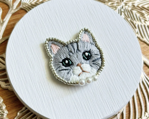 トラ猫の刺繍飾り生地　ナップ　ファブリック　フランスアンティーク　ねこネコレース 1d7d299d2c1bc322fbbe36b045718b