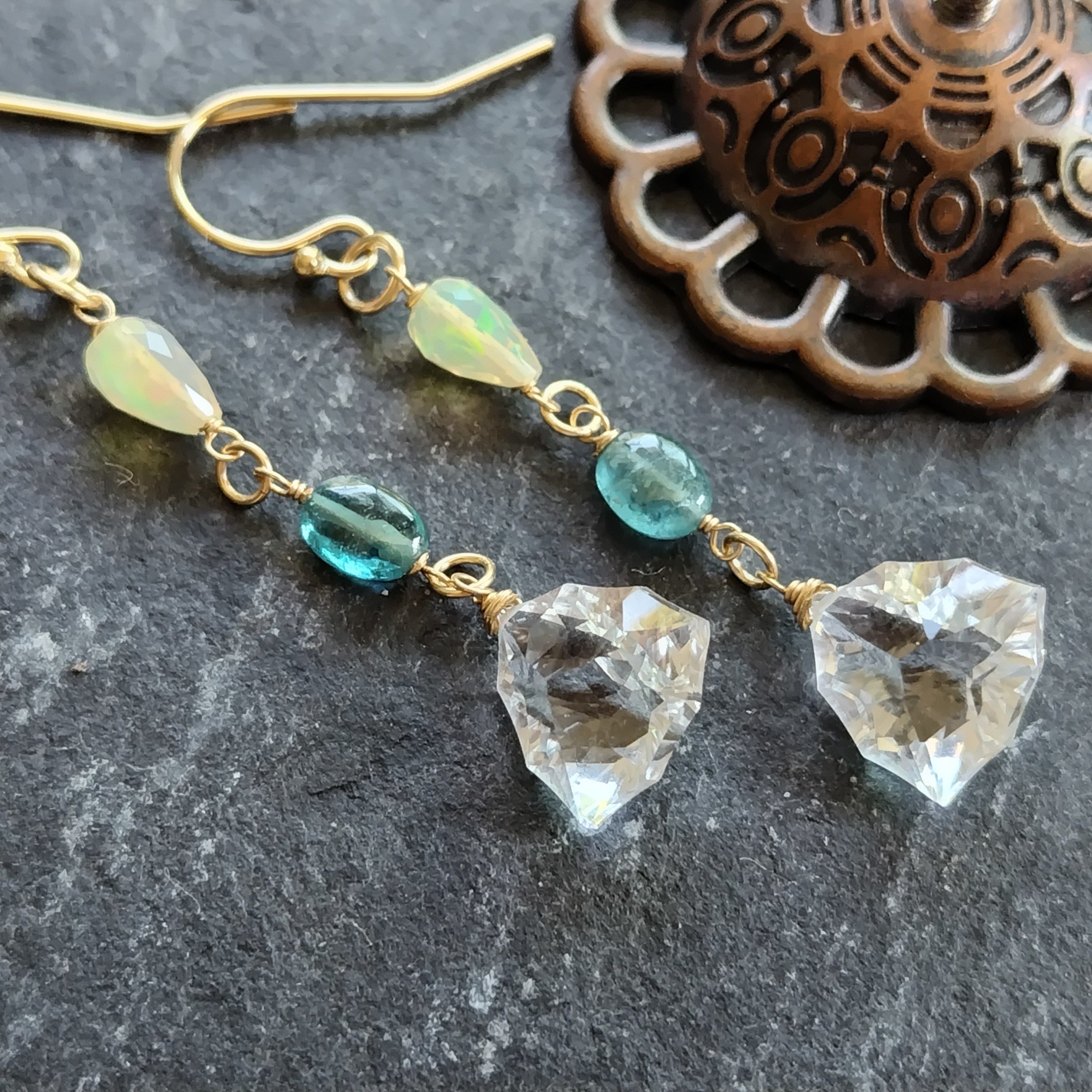 希少 ブルートルマリン プレシャスオパール ロゼットコンケーブ 水晶