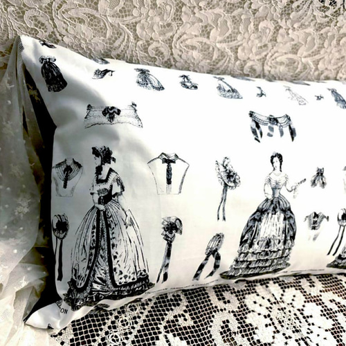 我妻マキナ調 クッションカバー タペストリー 制服版 新品未開封 HOME ACCESSORIES – manipuri