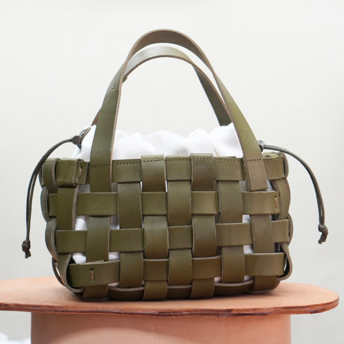 時を紡ぐイタリアンレザー・メッシュバッグ#GREEN・限定品 かご 