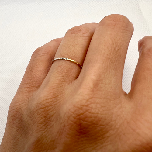 プラチナ＋金(イエローゴールド)＋金(ホワイトゴールド)+金(ピンク