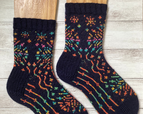 手編み靴下 #175 mille 手編み靴下 #175 mille 手編み靴下 #175 mille Knittingbird (ニッ