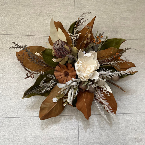 マグノリアのドライフラワー壁掛けアレンジメント ドライフラワー 店舗