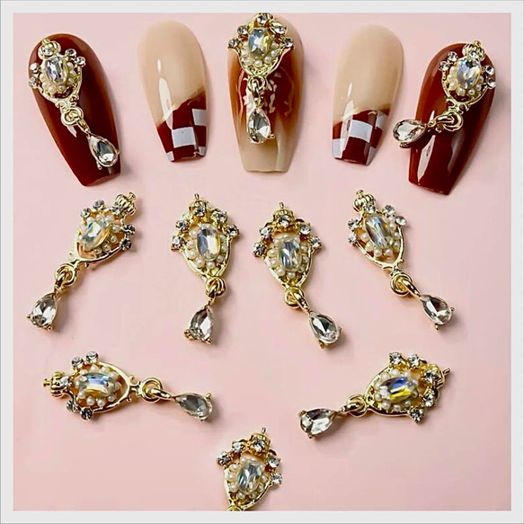 【ネイルパーツ】ブランド風 CC·D【2個セット】 ネイルパーツ】ブランド風 CC·D【2個セット】