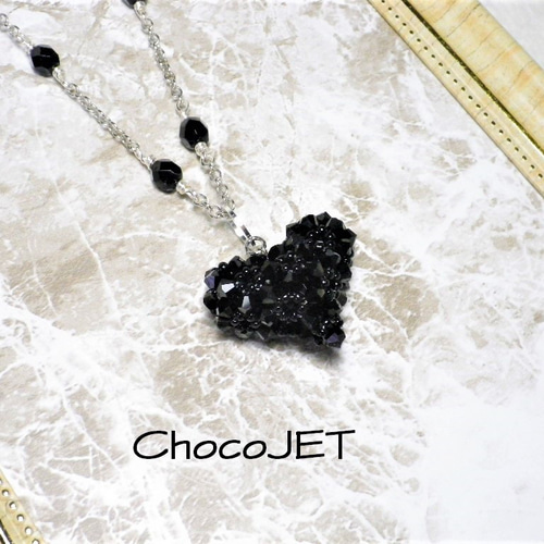 【希少】スワロフスキー パグ ブラック スワロフスキーハートネックレス ブラックスキ・オーロラ・クリスタル