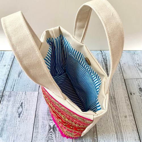 真夏カラーが個性的なインド刺繍リボンのトートバッグ【Sサイズ