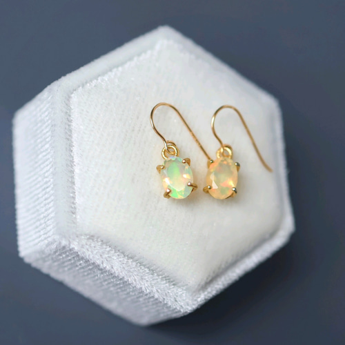 14kgf エチオピア産オパール枠留めピアス/イヤリング 金属アレルギー