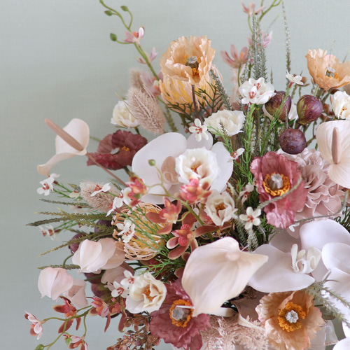 秋のくすみ系クラッチブーケ ブートニア付き アーティフィシャル