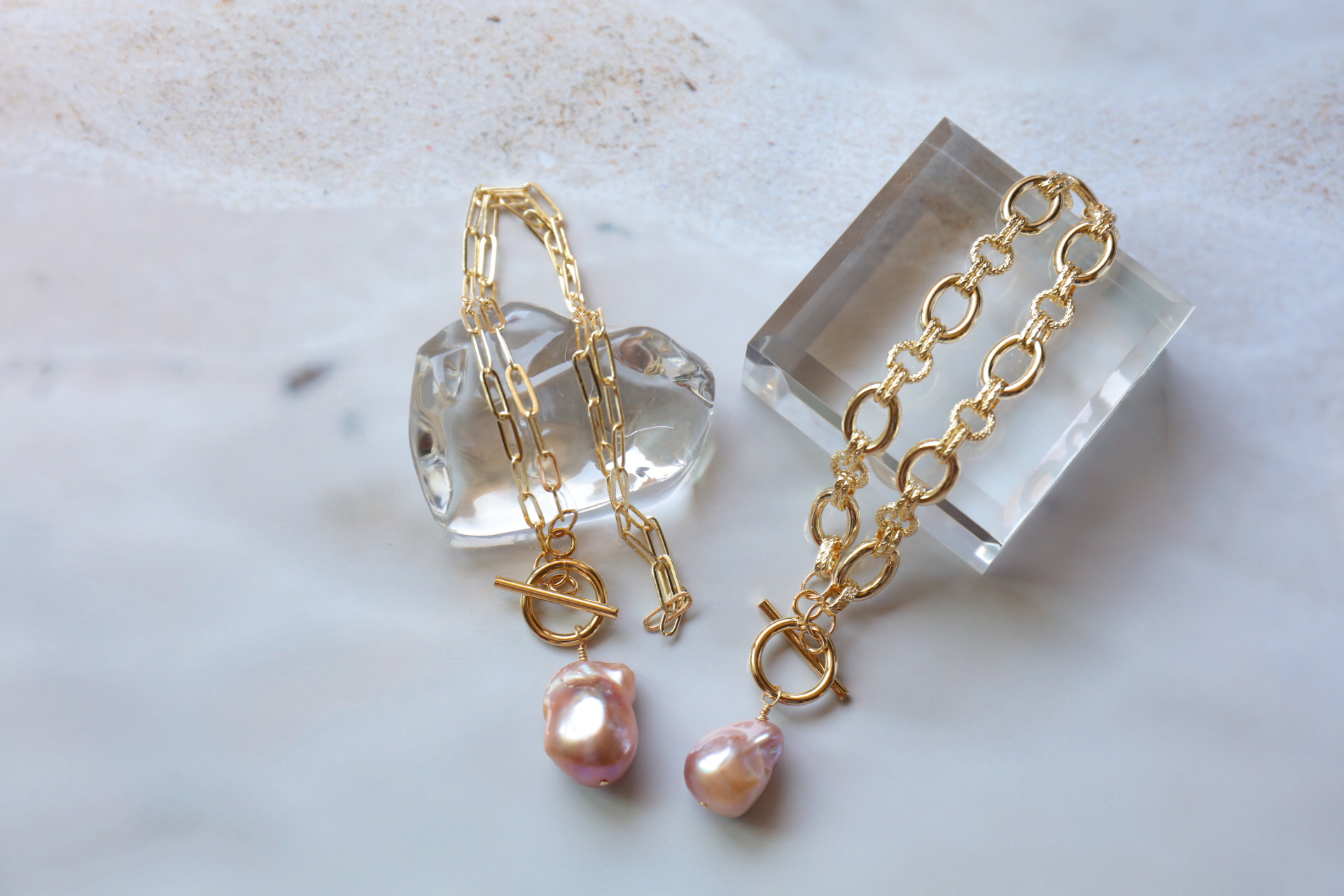 淡水バロックのチェーンネックレス