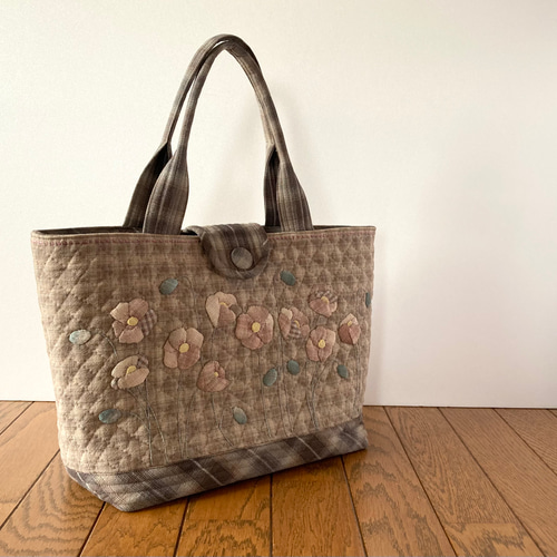 パッチワークバッグ　アップリケバッグ 0201130830_63d9e5beab0d1.jpg