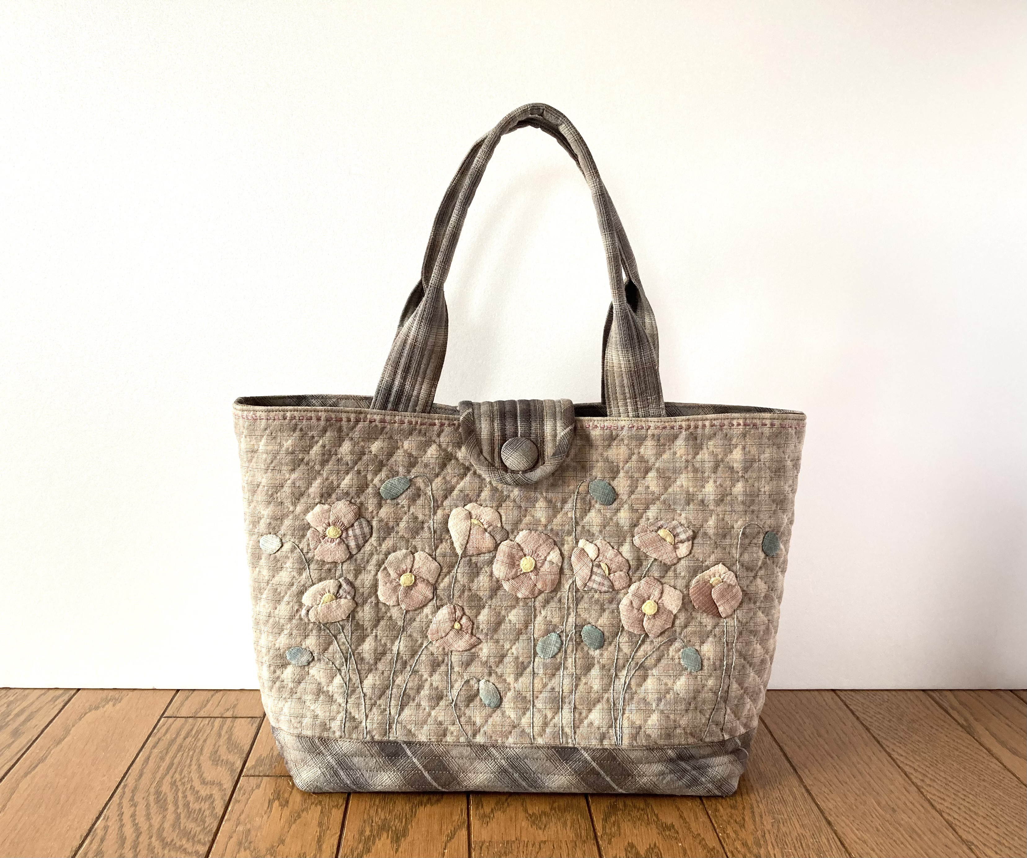 カンタ刺繍パッチワークキルトのトートバッグ【Lサイズ/L