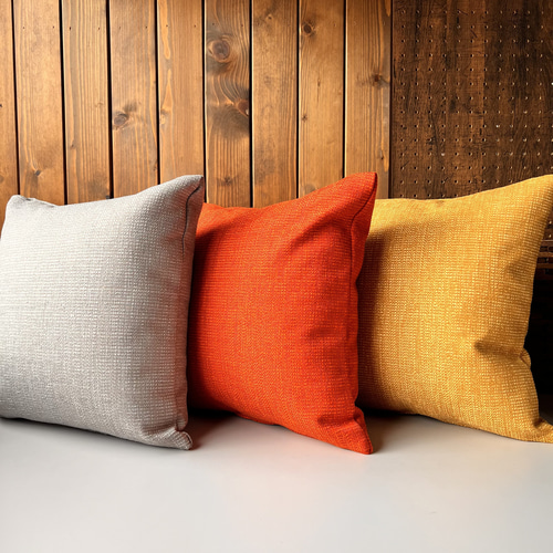 クッションカバー】【椅子生地使用】【日本製】人気の朱色！赤！差し色