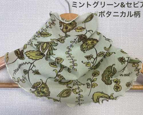 ミントグリーン&セピアボタニカル柄花柄レースネックウォーマー
