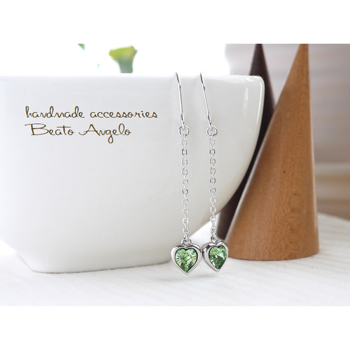 ◇◇貴和クリスタル 4884のチェーンピアス(p-002)ペリドット ※本 