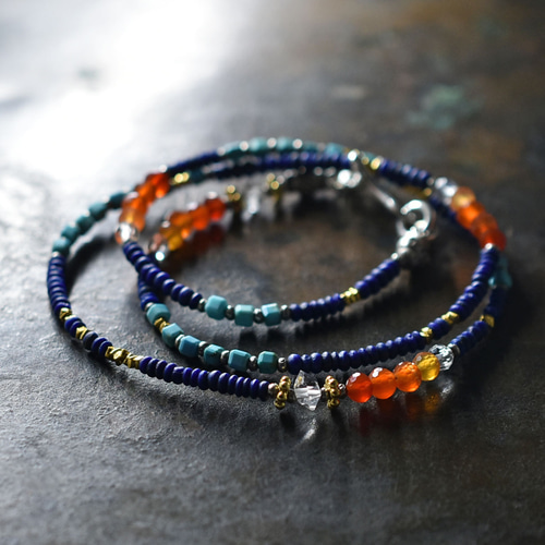 ハーキマークオーツとラピスラズリーにシルバー玉」ネックレス(2)