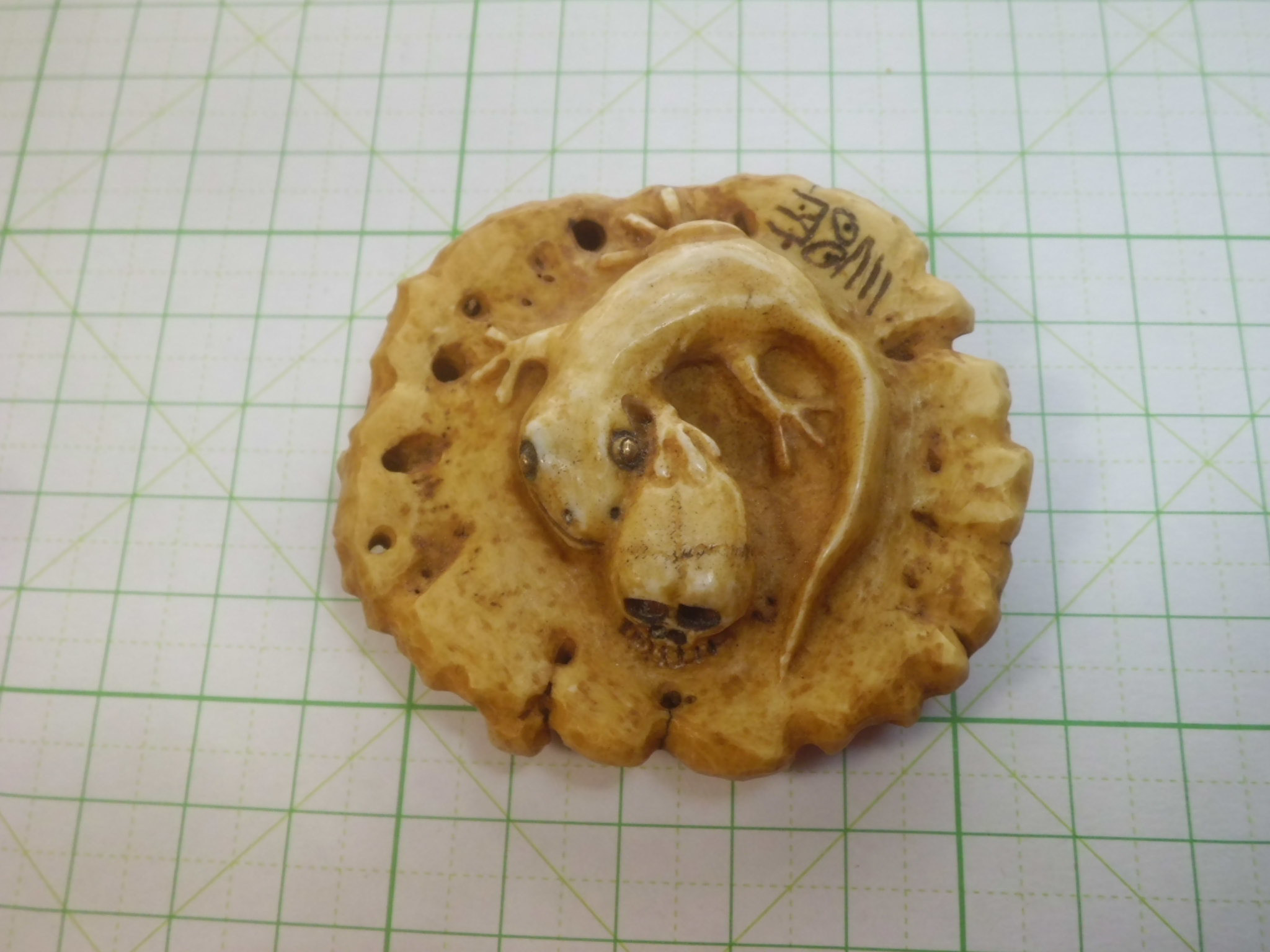 ご予約品】 関羽立像根付（鹿角） アンティーク雑貨