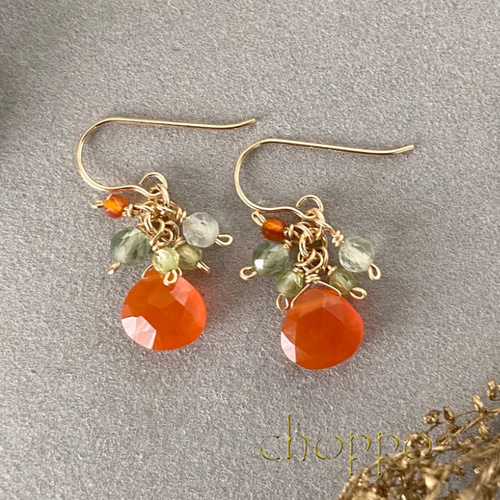 金木犀のマロンピアス カーネリアン ペリドット アパタイト 14㎏f  