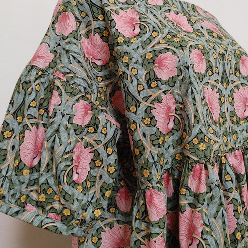 ウィリアムモリス〈ピンパーネル〉ギャザーワンピースfree ワンピース  