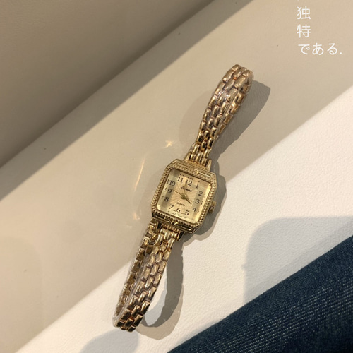 高級感#旅行#小人数#贈り物#角砂糖金中古時計白No 1の小方鋼帯時計軽